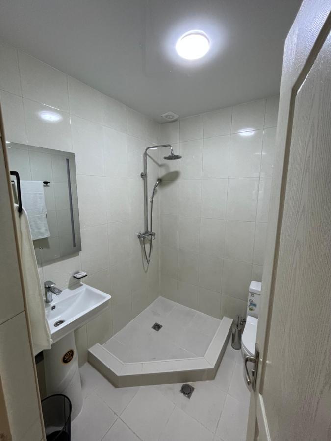 Friendly Hotel Erivan Exterior foto